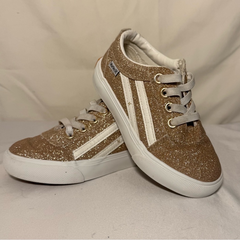 Hurley Boardy Kids Stretch Laces Canvas Sneakers| Gold Glitter| Size 8